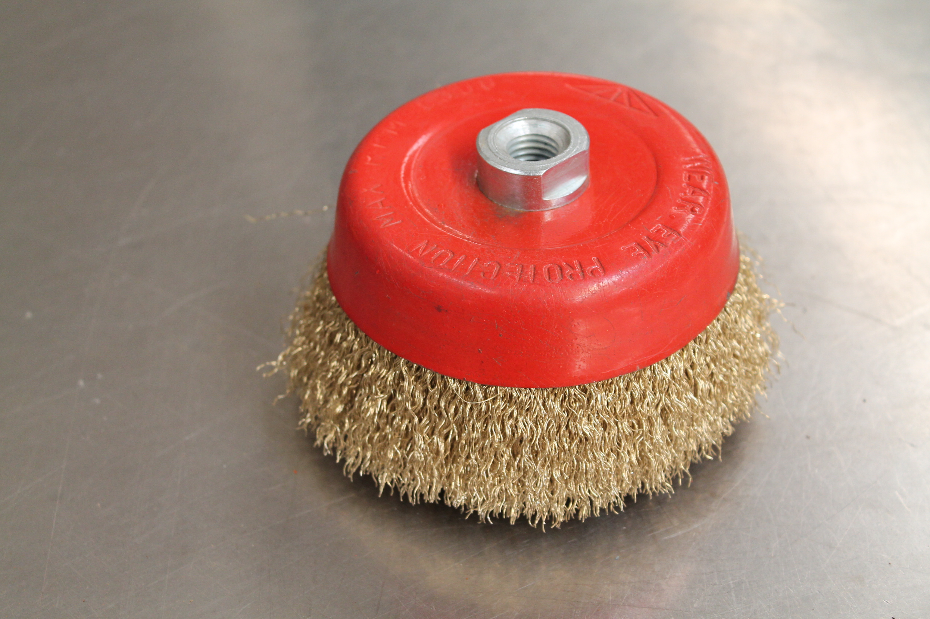 Saçaklı Çanak Fırçalar